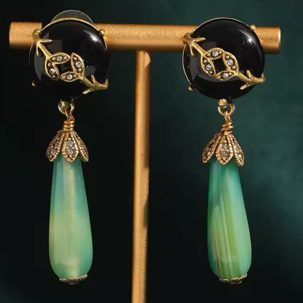 Elegant Black and Green Drop Earrings